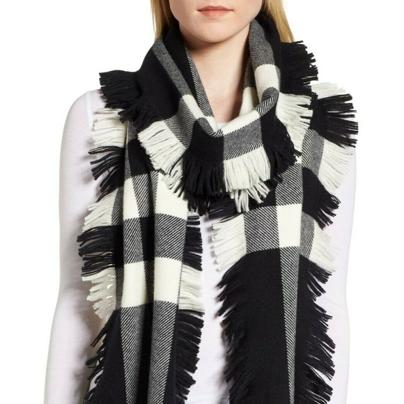 half mega fringe scarf